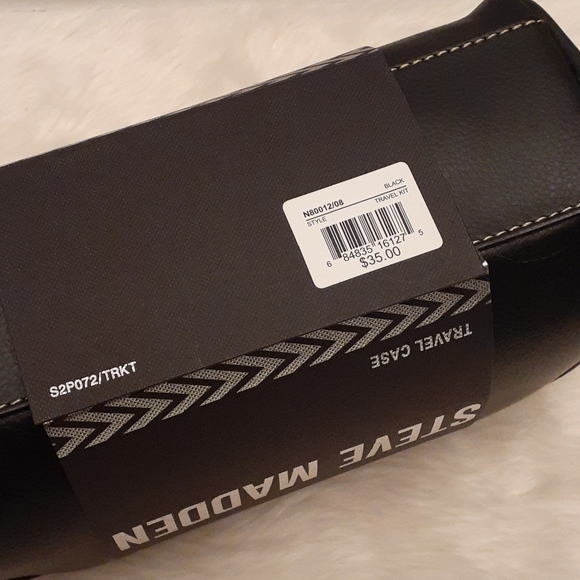 (NWT) STEVE MADDEN TRAVEL CASE - Picture 5 of 5